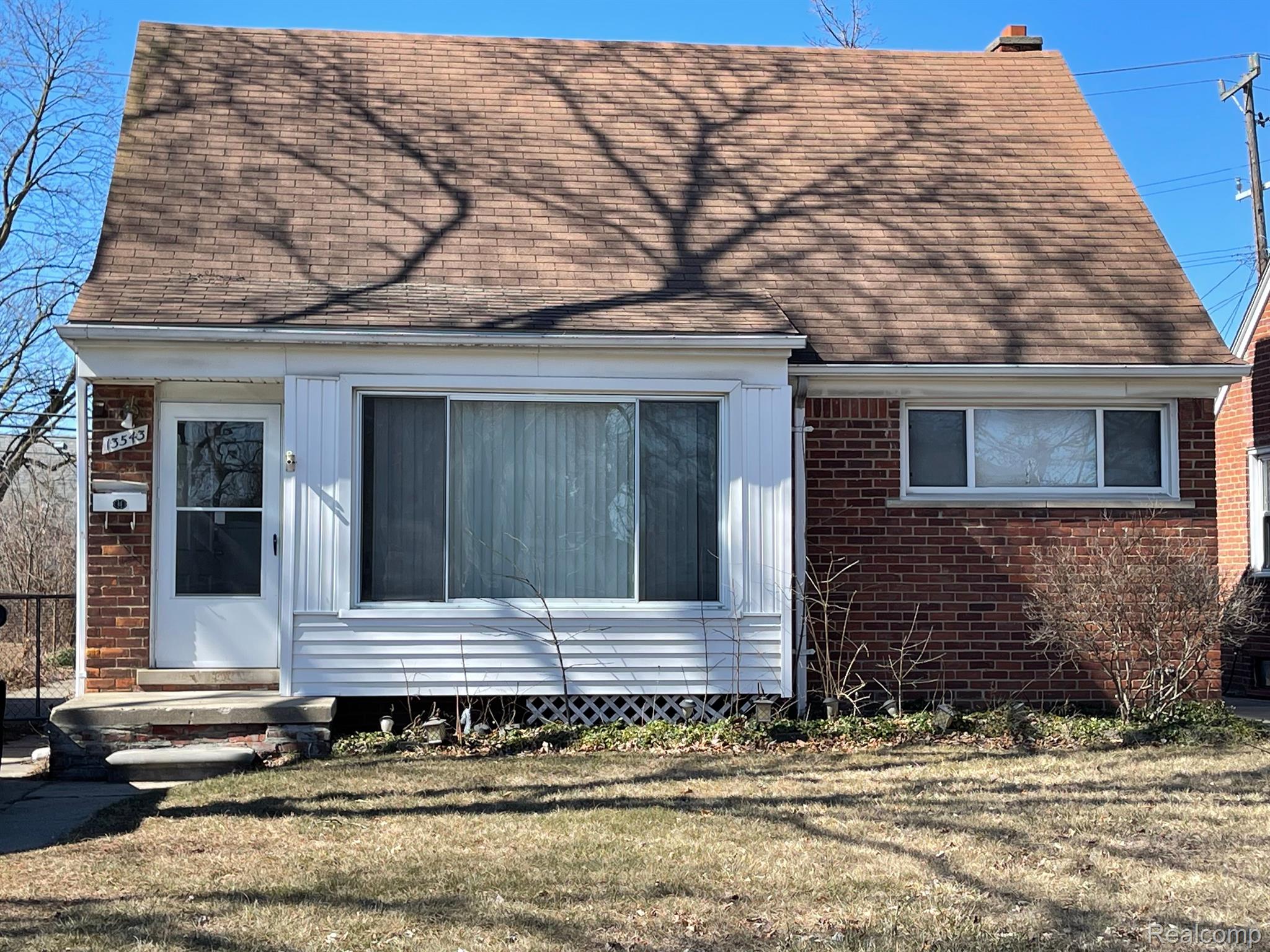13543 WOODBINE 