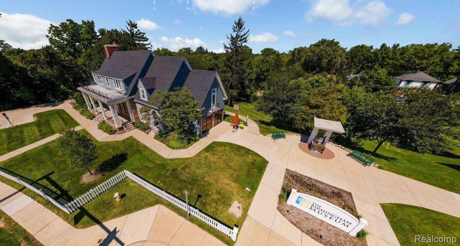 1722 GRAEFIELD Road