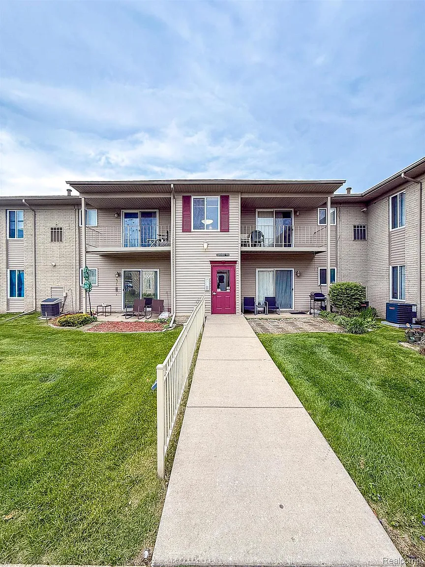 10077 Allen Pointe Dr